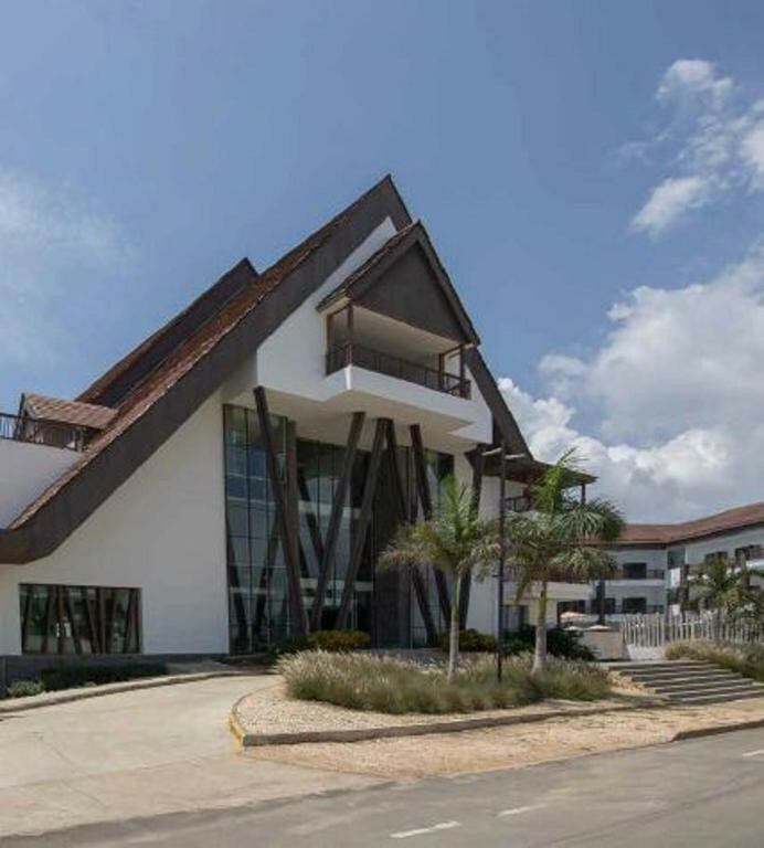 Hotel Grand Sirenis Karmair�