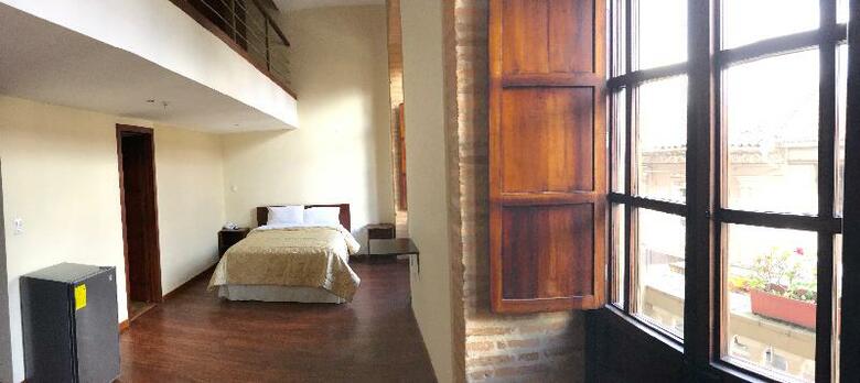 Flore Hotel Boutique