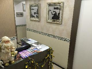 Seasons Hotel - Causeway Bay