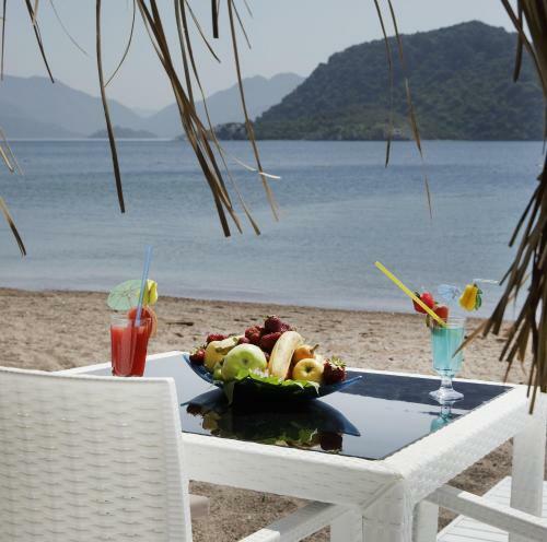 Marti Resort Deluxe Hotel
