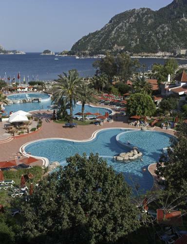Marti Resort Deluxe Hotel