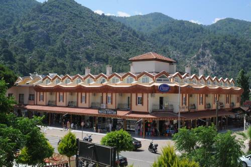 Ozlem 2 Apart Hotel