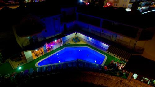 Ozlem 2 Apart Hotel