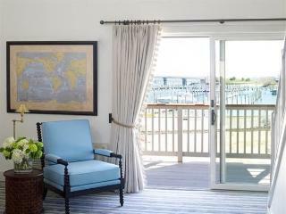 Hotel Baron's Cove Inn