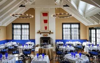 Hotel Baron's Cove Inn