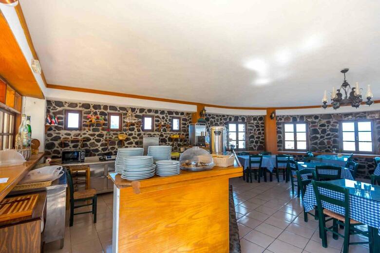 Hotel Caldera View Resort