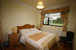 Bed & Breakfast Lynolan House