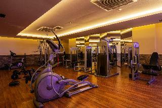 Hotel Throne Beach Resort & Spa