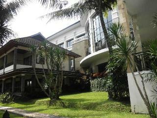 The Oxalis Regency Hotel
