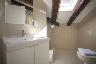 Aparthotel Malasa�a Central Suites