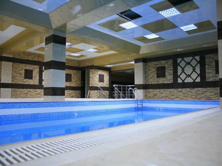 Premier Deluxe Hotel And Spa
