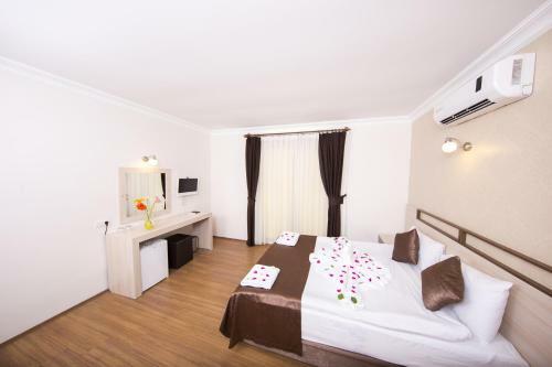 Sarp Hotel