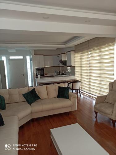 King Penolope Villas