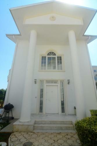 King Penolope Villas