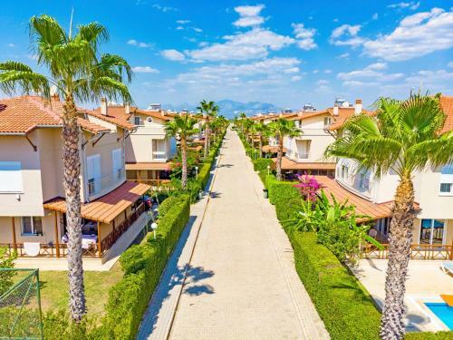 Villa Paradise Town