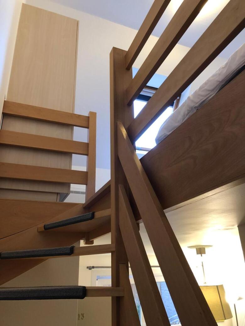 Asiris Hotel