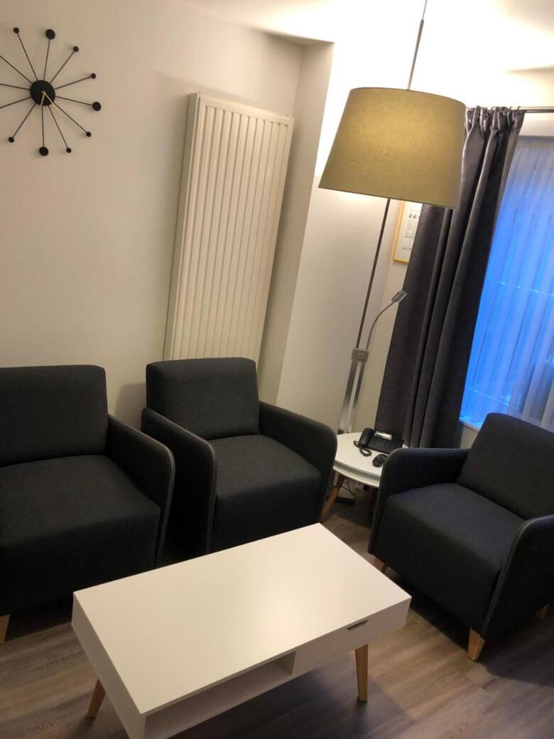 Asiris Hotel