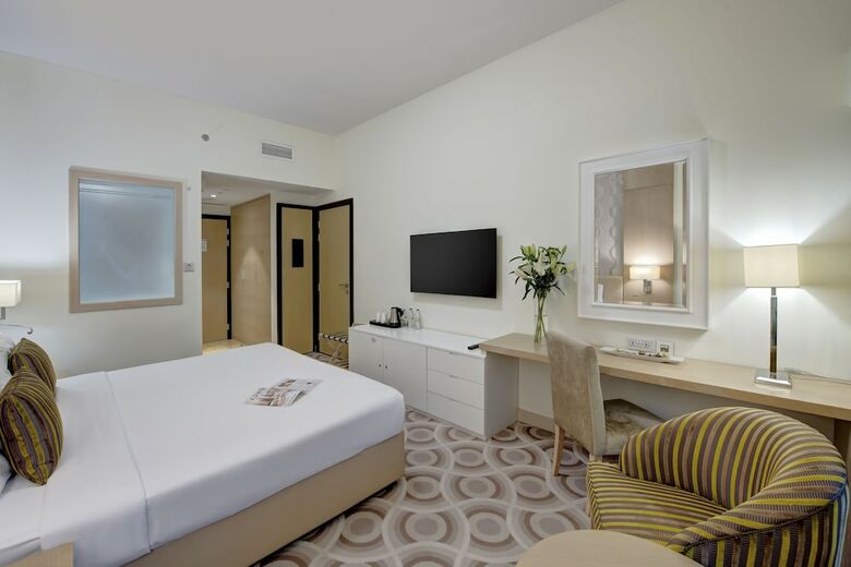 Metropolitan Hotel Dubai