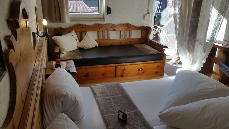 Alp Art Hotel G�tzens