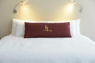 Quality Hotel Burke & Wills