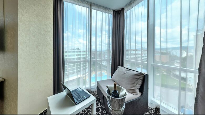 Blue Pearl Hotel