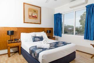 Hotel Cullen Bay Resorts