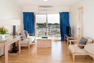 Hotel Cullen Bay Resorts
