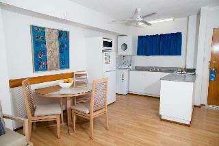 Hotel Cullen Bay Resorts