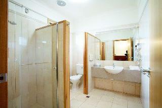 Hotel Golden Grain Mtr Inn
