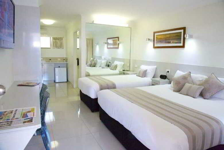 Hotel Bay Motel