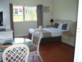 Koala Court Holiday Apartments