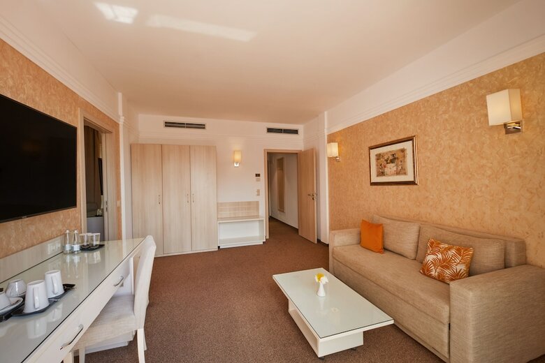 Hotel Dreams Sunny Beach Resort And Spa