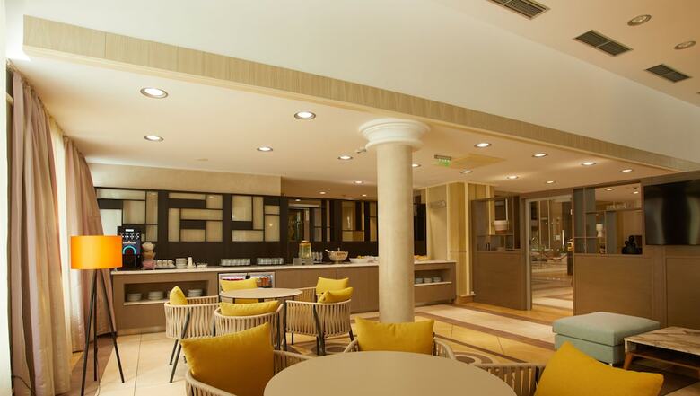 Hotel Dreams Sunny Beach Resort And Spa