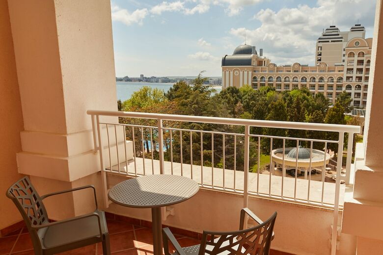 Hotel Dreams Sunny Beach Resort And Spa