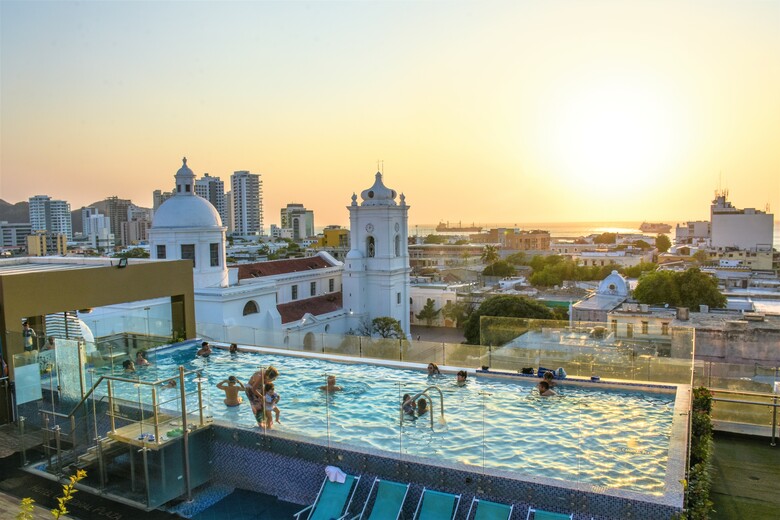 Hotel Catedral Plaza