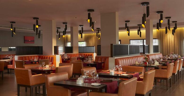 Hotel Melia Dunas Beach Resort & Spa
