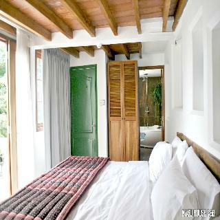 Nazu House Hotel