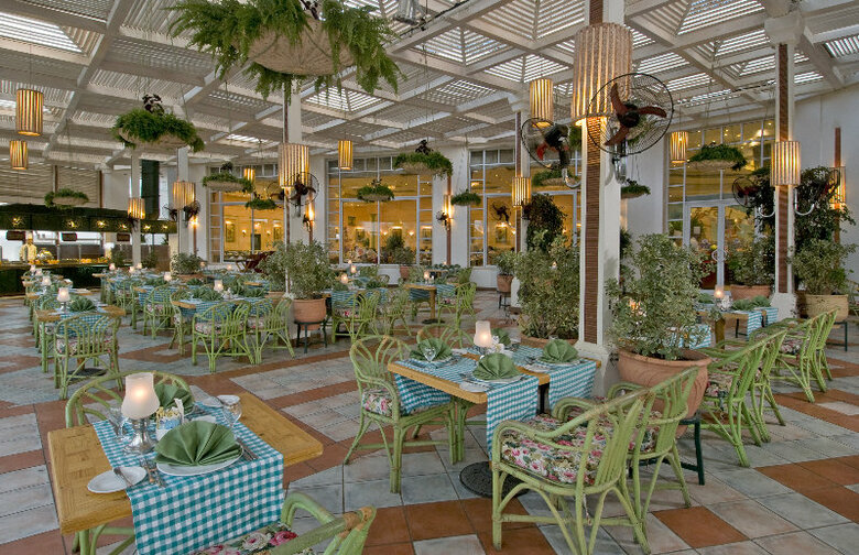 Hotel Dreams Vacation Resort