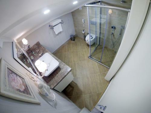 Rezone Health & Oxygen Hotel