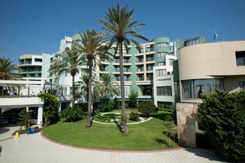 Limak Atlantis Deluxe Hotel