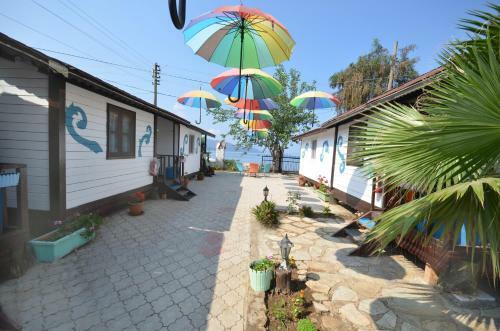 Hostal Bora Bora Marin