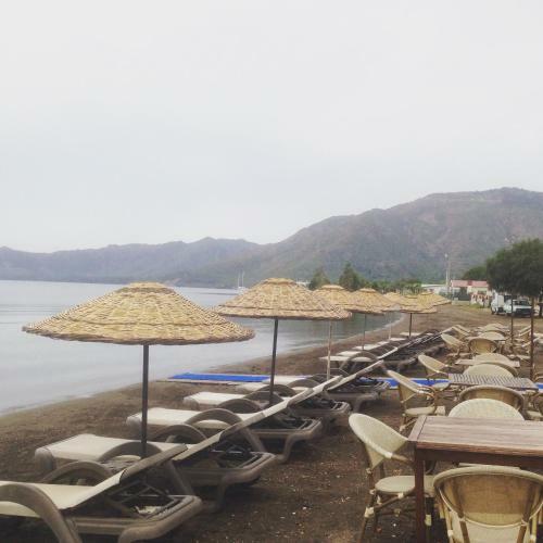Hostal Bora Bora Marin