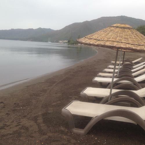 Hostal Bora Bora Marin