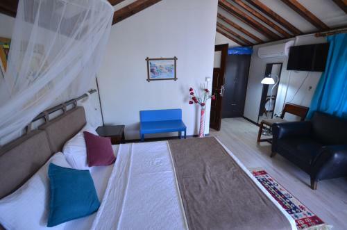 Hostal Bora Bora Marin