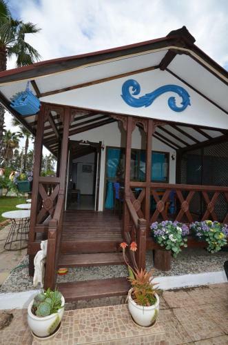 Hostal Bora Bora Marin