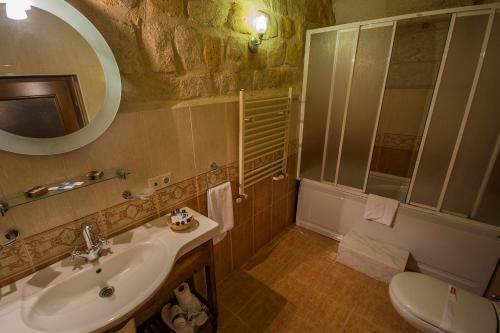 Posada Assiana Cave Hotel
