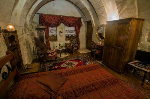 Posada Assiana Cave Hotel