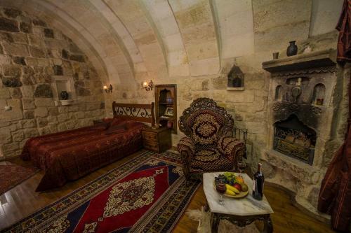 Posada Assiana Cave Hotel