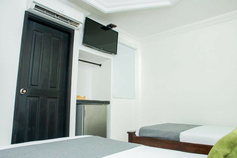 Hotel Ayenda 1315 Candiac