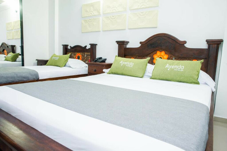 Hotel Ayenda 1315 Candiac